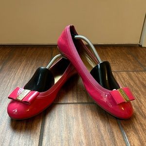Kate Spade New York Women Patent Leather Bow Ballet Flat Hot Pink Barbiecore 10M